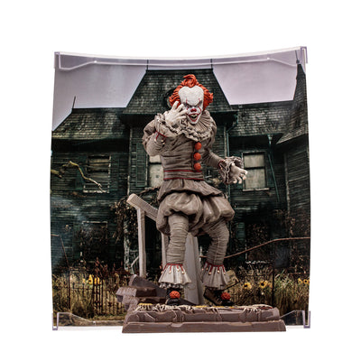 WB 100 Pennywise (IT Chapter Two) Movie Maniacs 6in Posed Figure